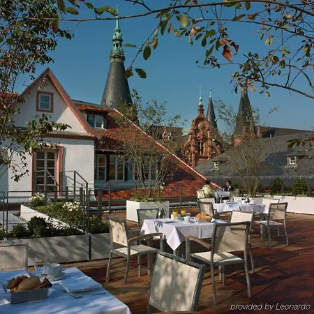 Отель Arthotel 4*
