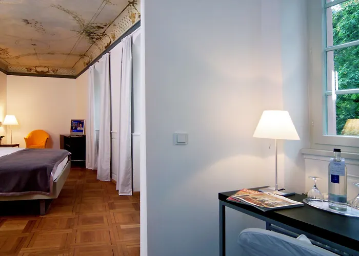 Arthotel Szálloda 4*